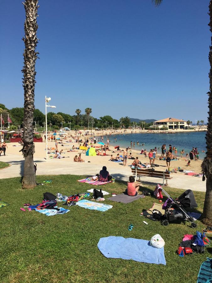 Goeland 3, Climatise, Wifi, Balcons Petite Vue Mer Laterale Au 3 Eme Etage Sans Ascenseur تولون المظهر الخارجي الصورة