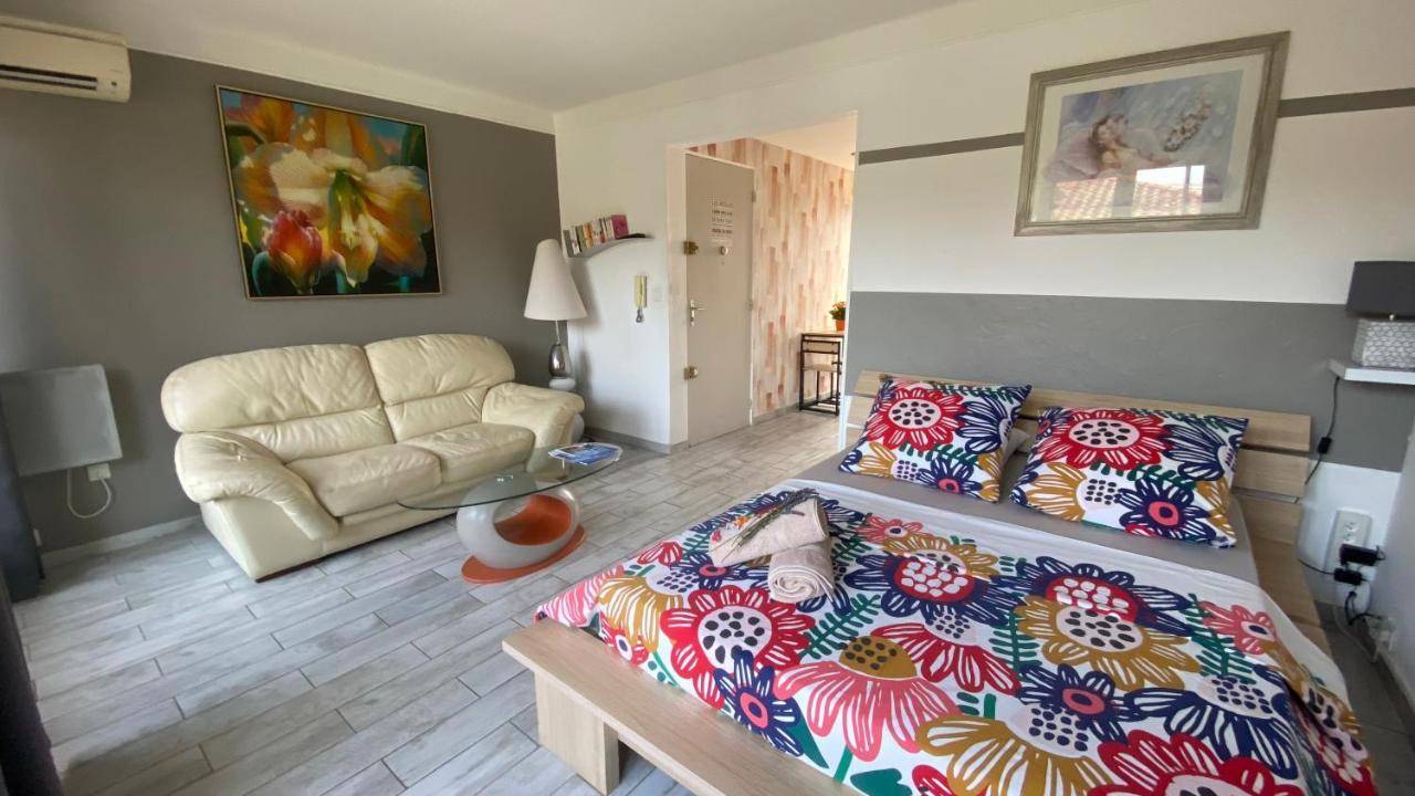 Goeland 3, Climatise, Wifi, Balcons Petite Vue Mer Laterale Au 3 Eme Etage Sans Ascenseur تولون المظهر الخارجي الصورة